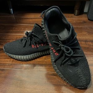 Yeezy Boost 350 v2 “Bred” Size: 10.5